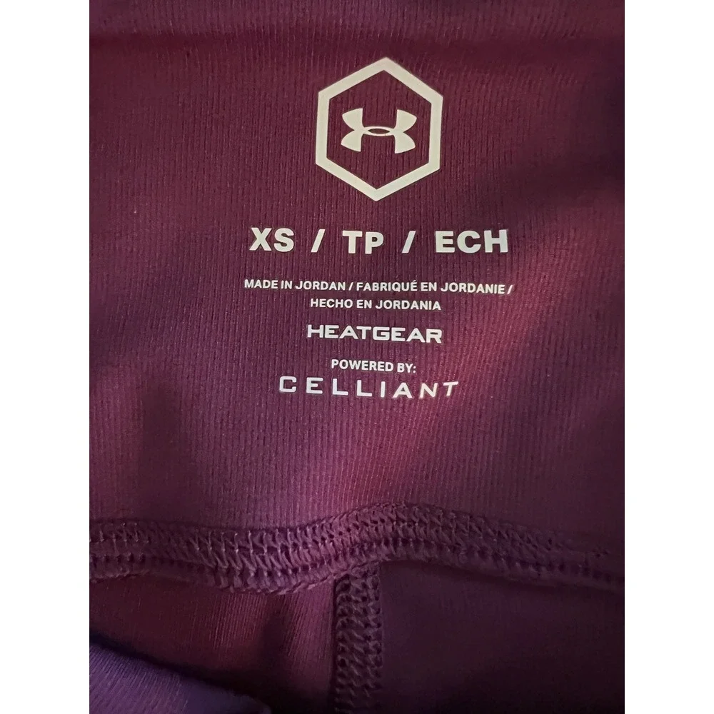 Under Armor Rush HeatGear Bike Short Burgundy Athleisure Ribbed Pocket Womens XS